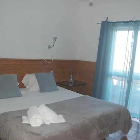 Casa Da Horta アパート アルジェズール